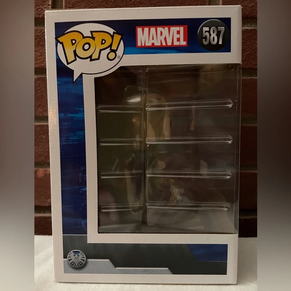 Funko Pop! Deluxe Marvel Avengers Thor #587
